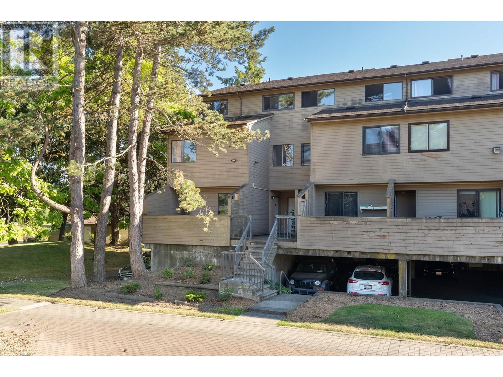 À vendre 207 8140 COLONIAL DRIVE, Richmond, ColombieBritannique