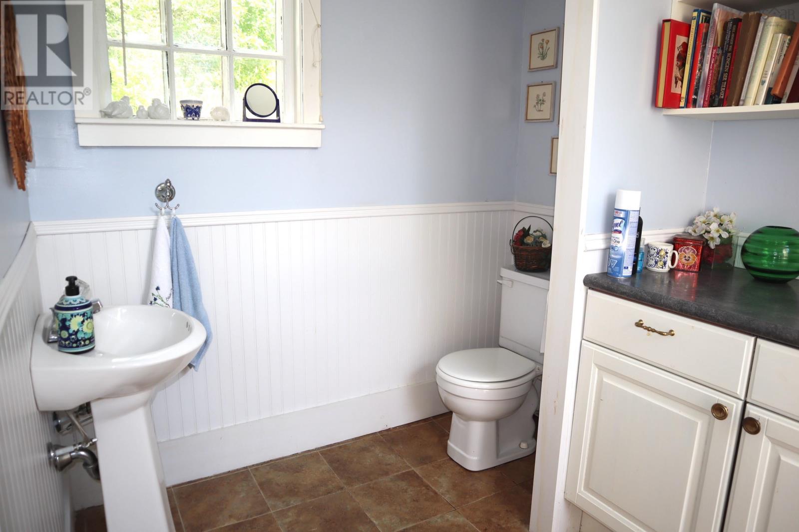 For sale 63 Brooklyn Shore Road, Brooklyn, Nova Scotia B0J1H0 202318545 REALTOR.ca