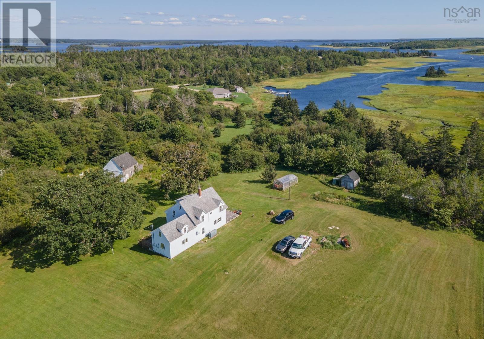 94 Cape Wharf Road, Upper Wedgeport, Nova Scotia B0W1B0 REALTOR.ca