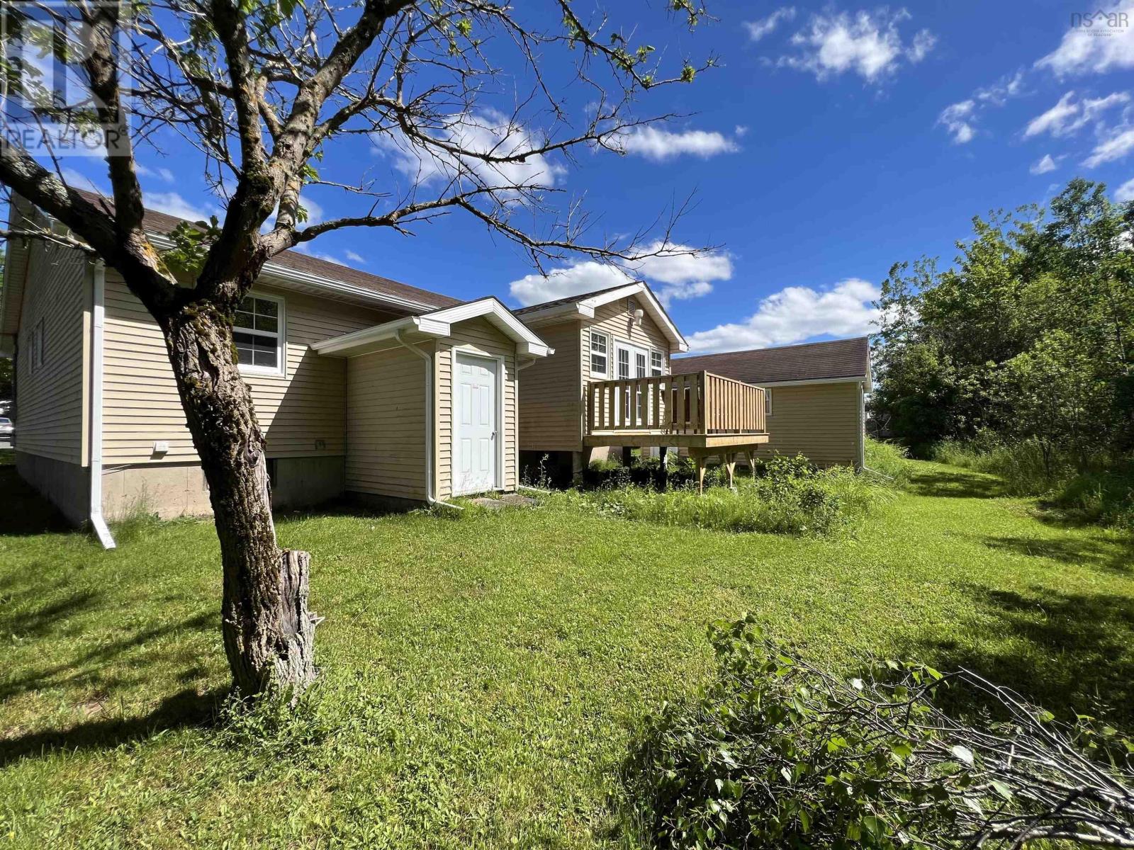 For sale 64 Poplar Street, Stellarton, Nova Scotia B0K1S0 202308130