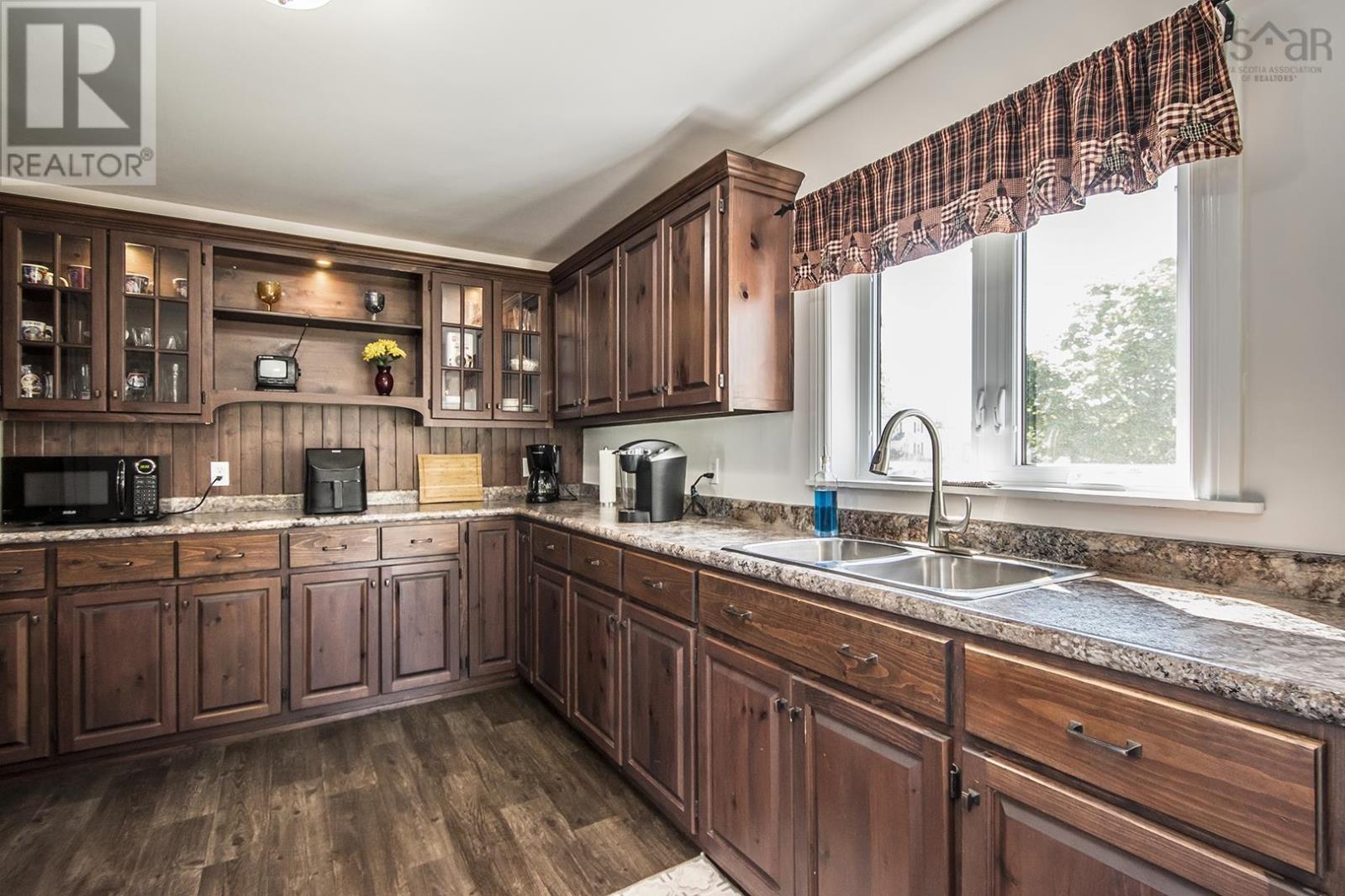 For sale 163 Church Street, Bridgetown, Nova Scotia B0S1C0 202313225 REALTOR.ca