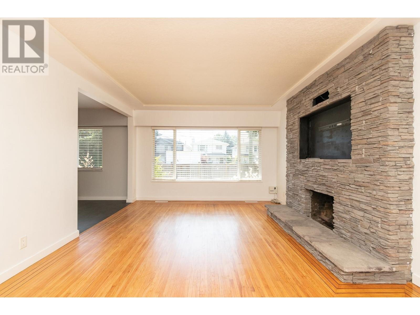 For sale 1745 PRAIRIE AVENUE, Port Coquitlam, British Columbia V3B1V2