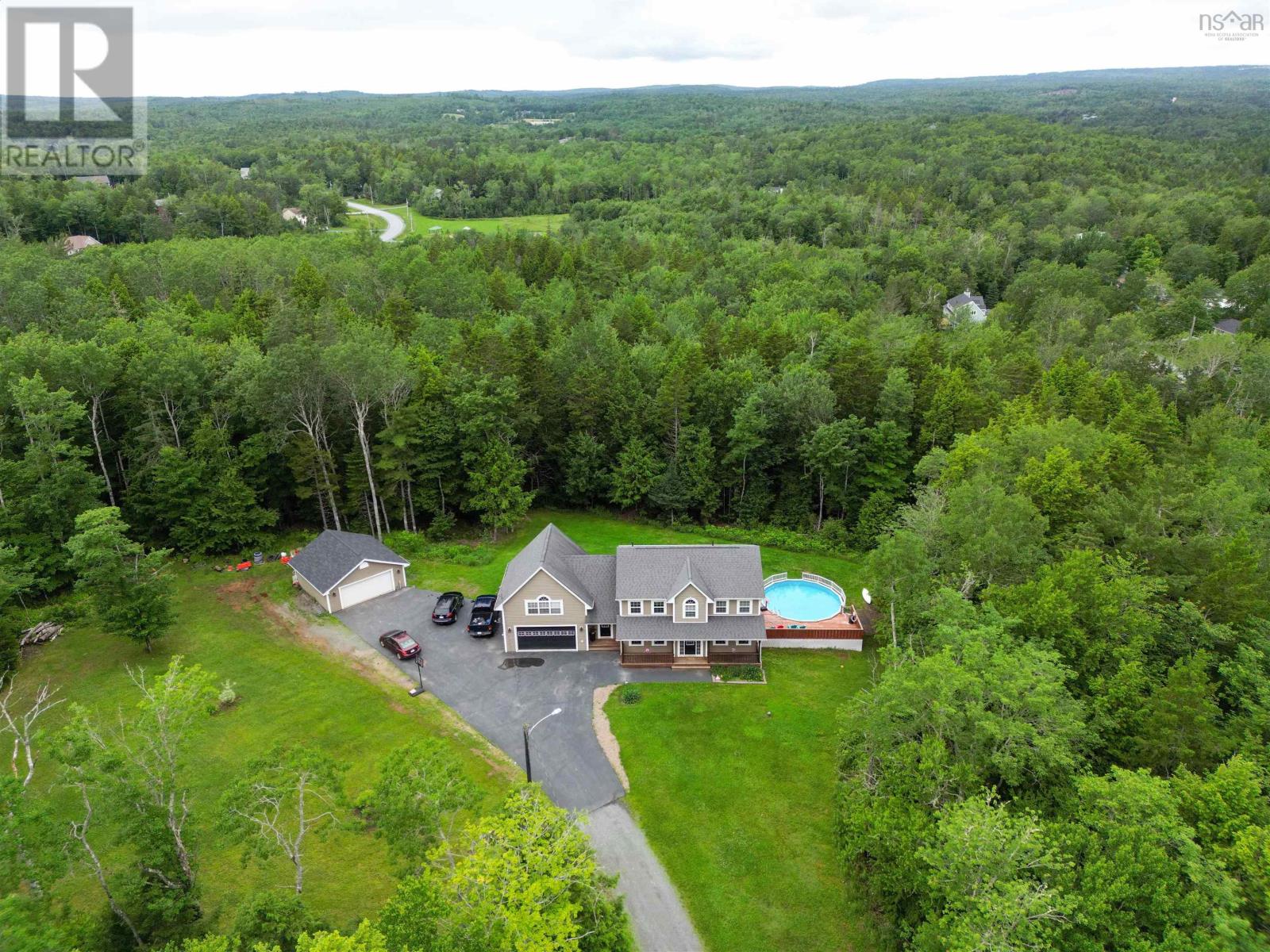 For sale 293 Kinsac Road, Beaver Bank, Nova Scotia B4G1C6 202315013