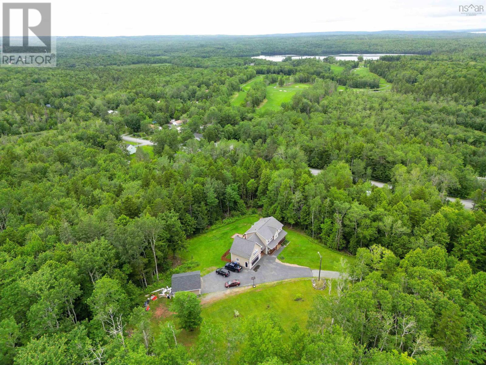 For sale 293 Kinsac Road, Beaver Bank, Nova Scotia B4G1C6 202315013 REALTOR.ca