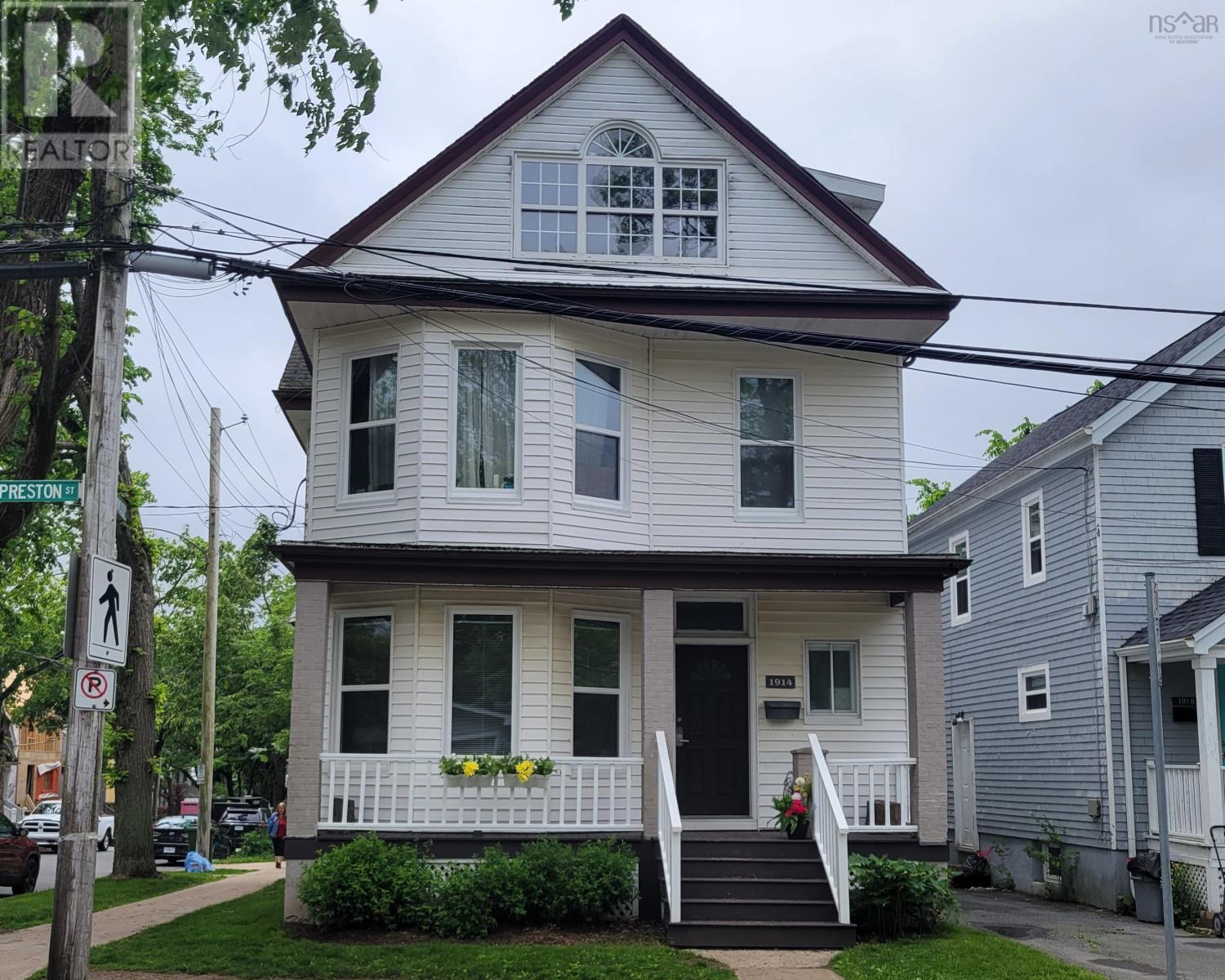 For sale 1914 Preston Street, Halifax, Nova Scotia B3H3V9 202312254