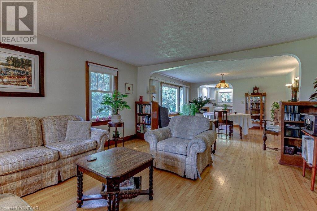 For sale 1077 LAPLANTE Road, Norfolk County, Ontario N4G4G9 40477063