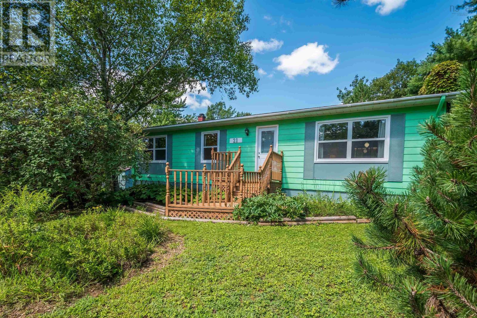 For sale 21 Five Island Road, Hubley, Nova Scotia B3Z1A7 202317848