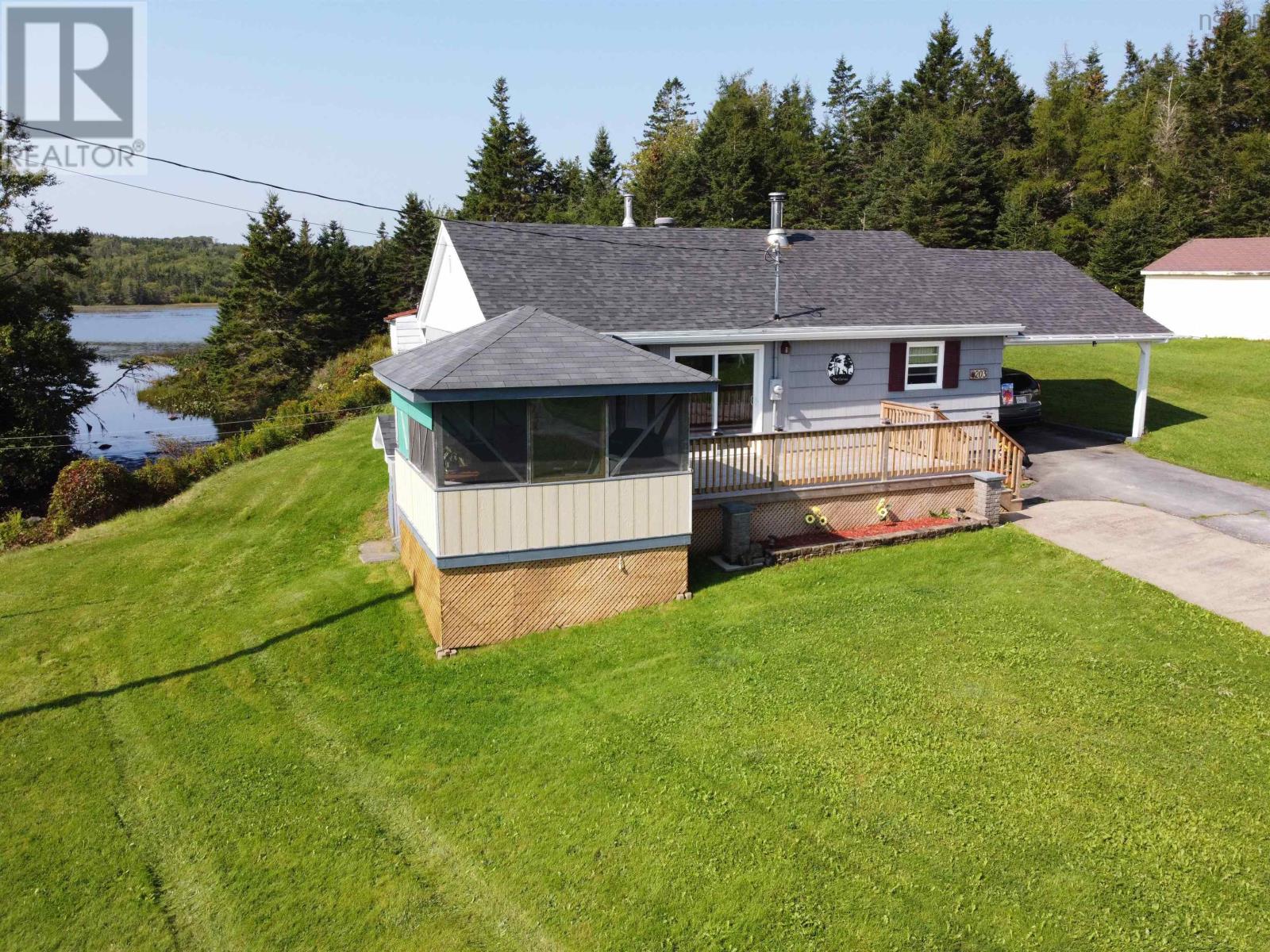 For sale 203 Moser River North Road, Moser River, Nova Scotia B0J2K0 202319540 REALTOR.ca