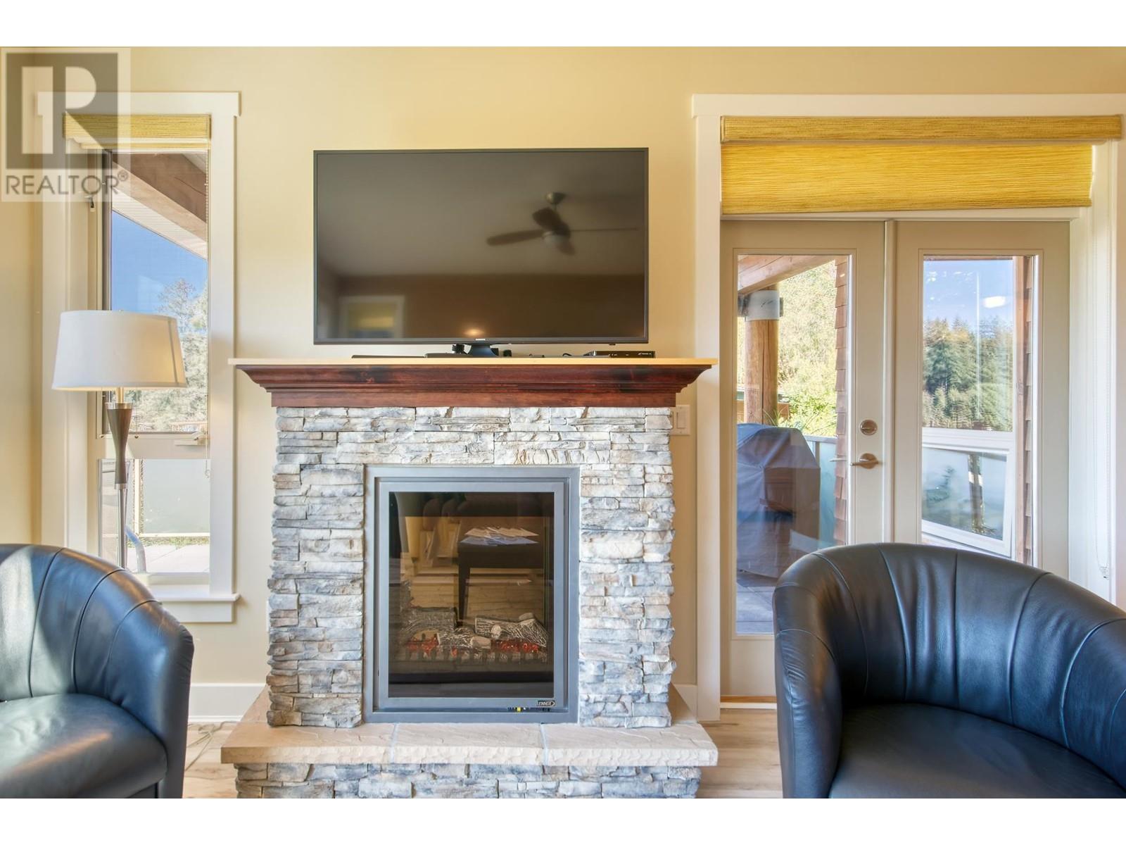 For sale 3C 12849 LAGOON ROAD, Madeira Park, British Columbia V0N2H1