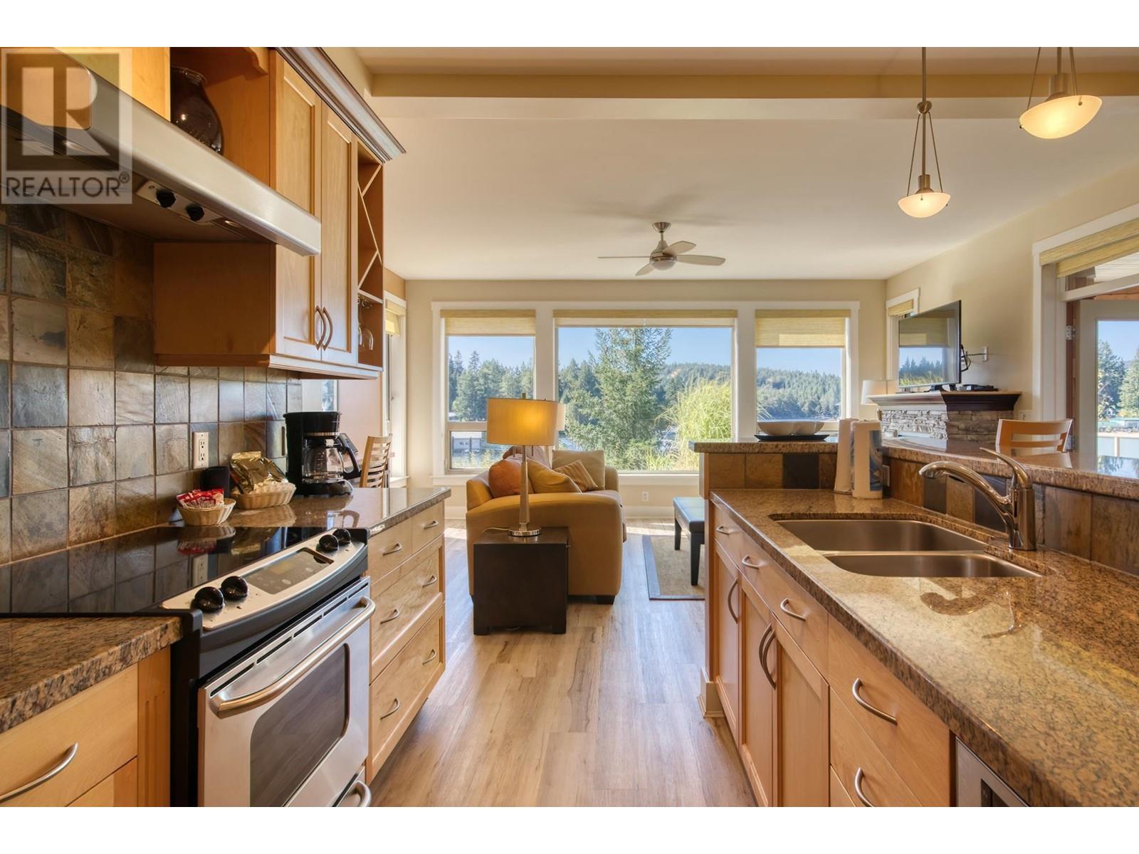 For sale 3C 12849 LAGOON ROAD, Madeira Park, British Columbia V0N2H1