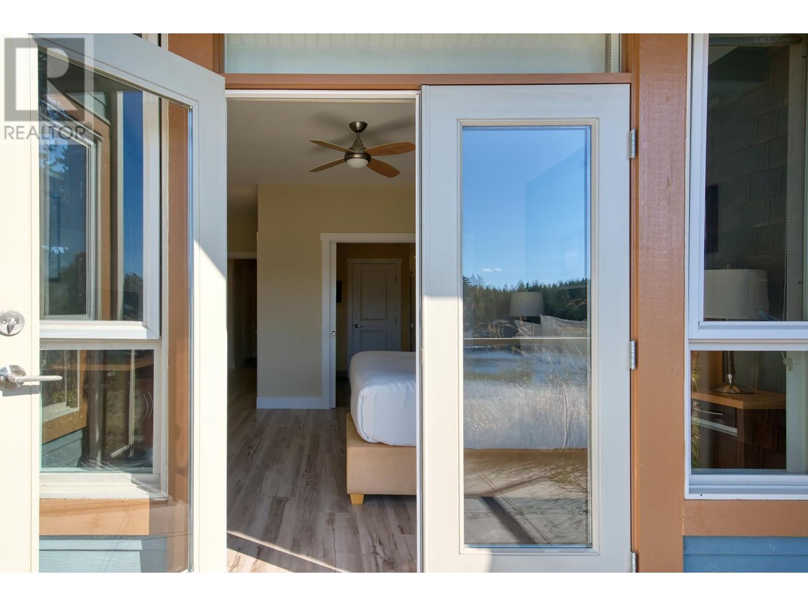 For sale 3C 12849 LAGOON ROAD, Madeira Park, British Columbia V0N2H1