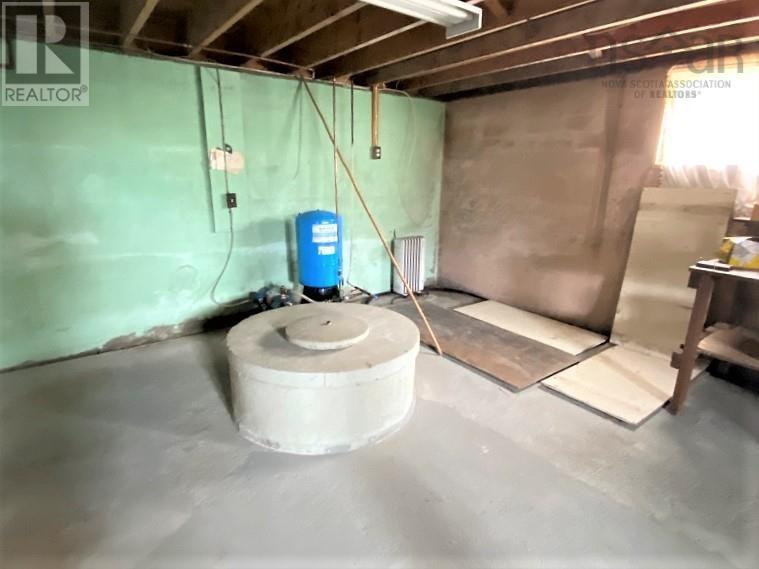 For sale 2437 Main Street, Clark's Harbour, Nova Scotia B0W1P0