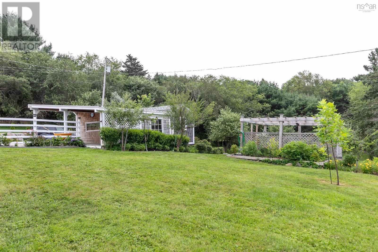 For sale 12 Craig Lane, Chester Basin, Nova Scotia B0J1K0 202315857