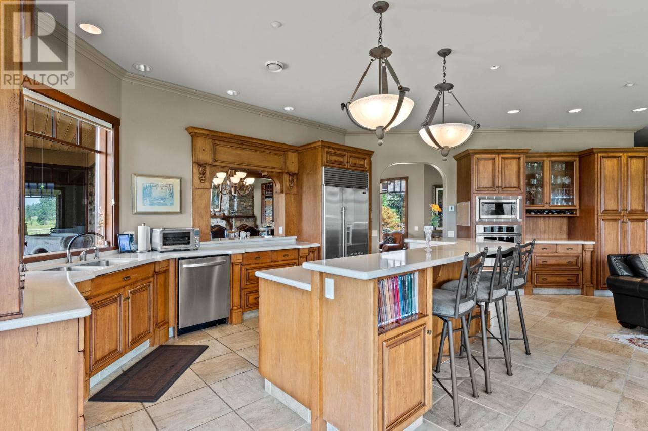 For sale 1060 HEFFLEY LOUIS CR RD, Heffley, British Columbia V0E1Z1