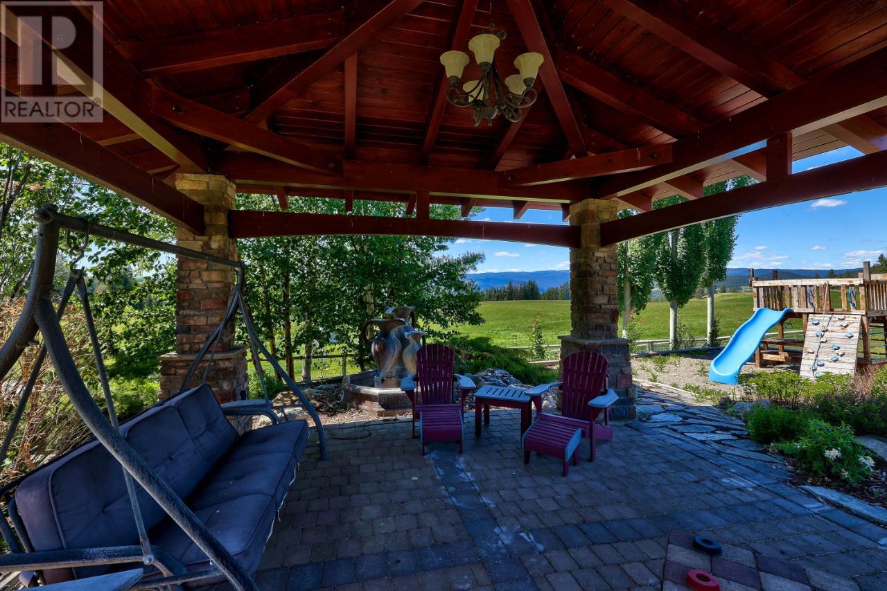 For sale 1060 HEFFLEY LOUIS CR RD, Heffley, British Columbia V0E1Z1