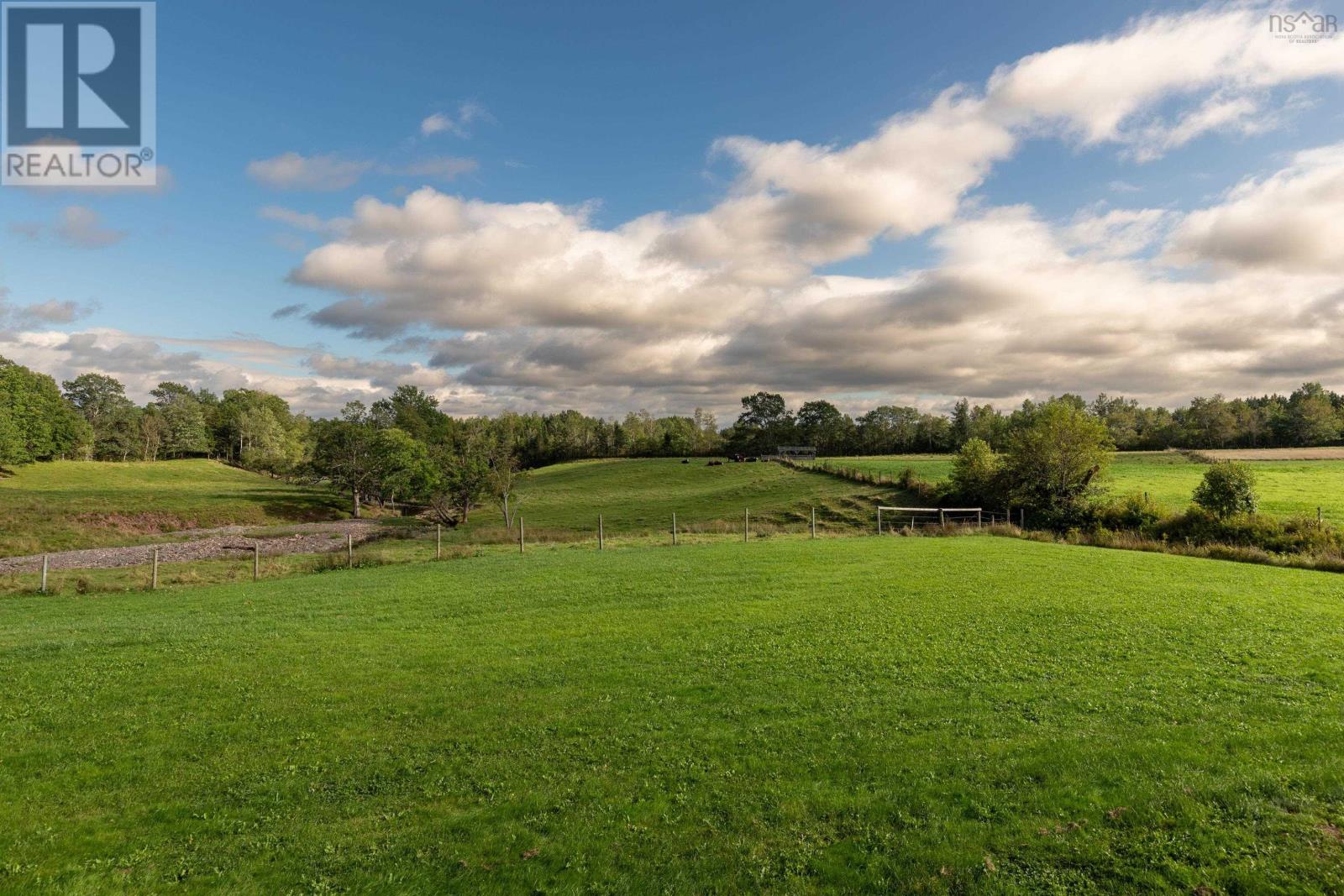 For sale 3988 Highway 14, Upper Rawdon, Nova Scotia B0N2N0 202319138 REALTOR.ca