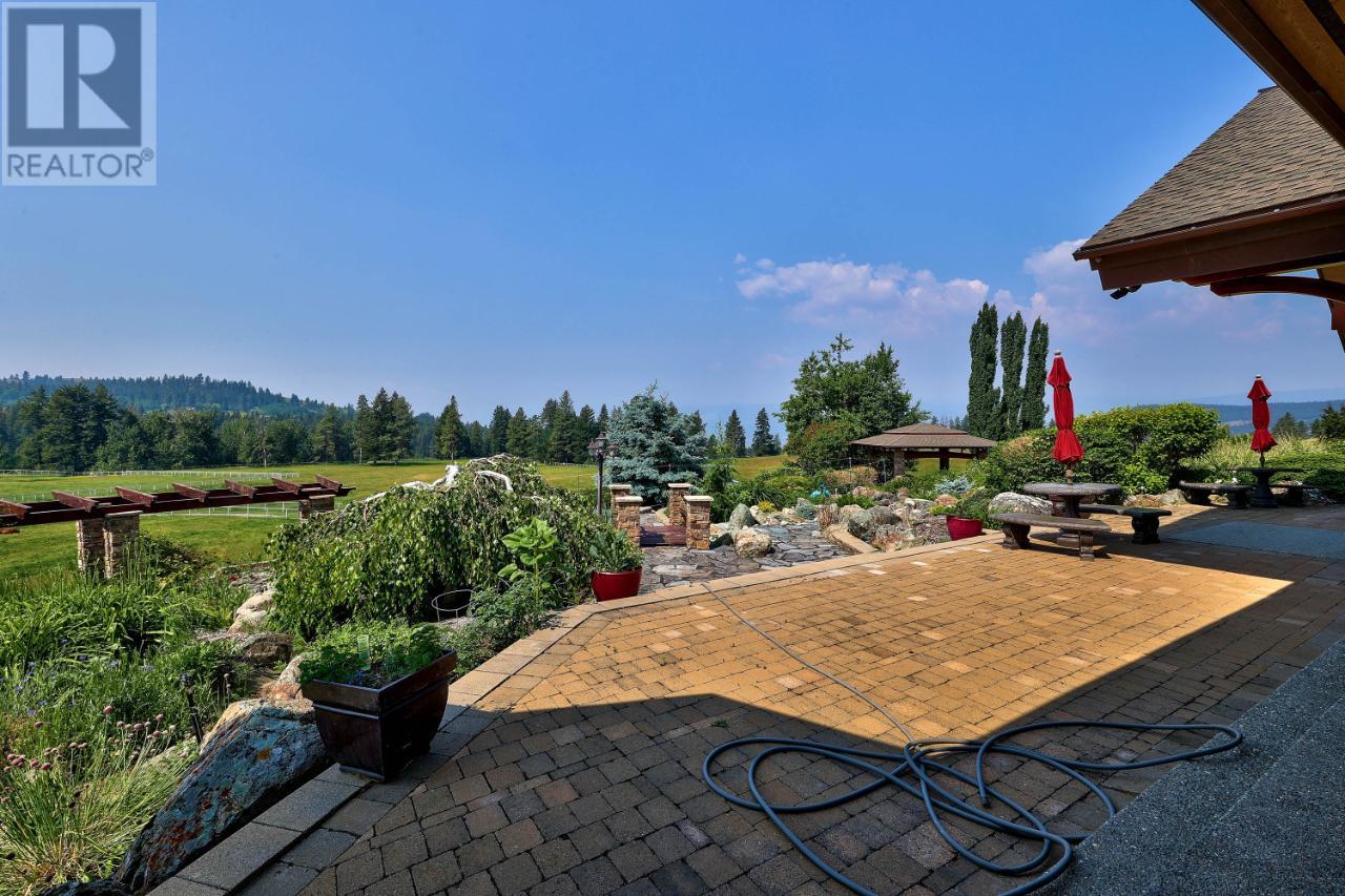 For sale 11060 HEFFLEY LOUIS CR RD, Heffley, British Columbia V0E1Z1