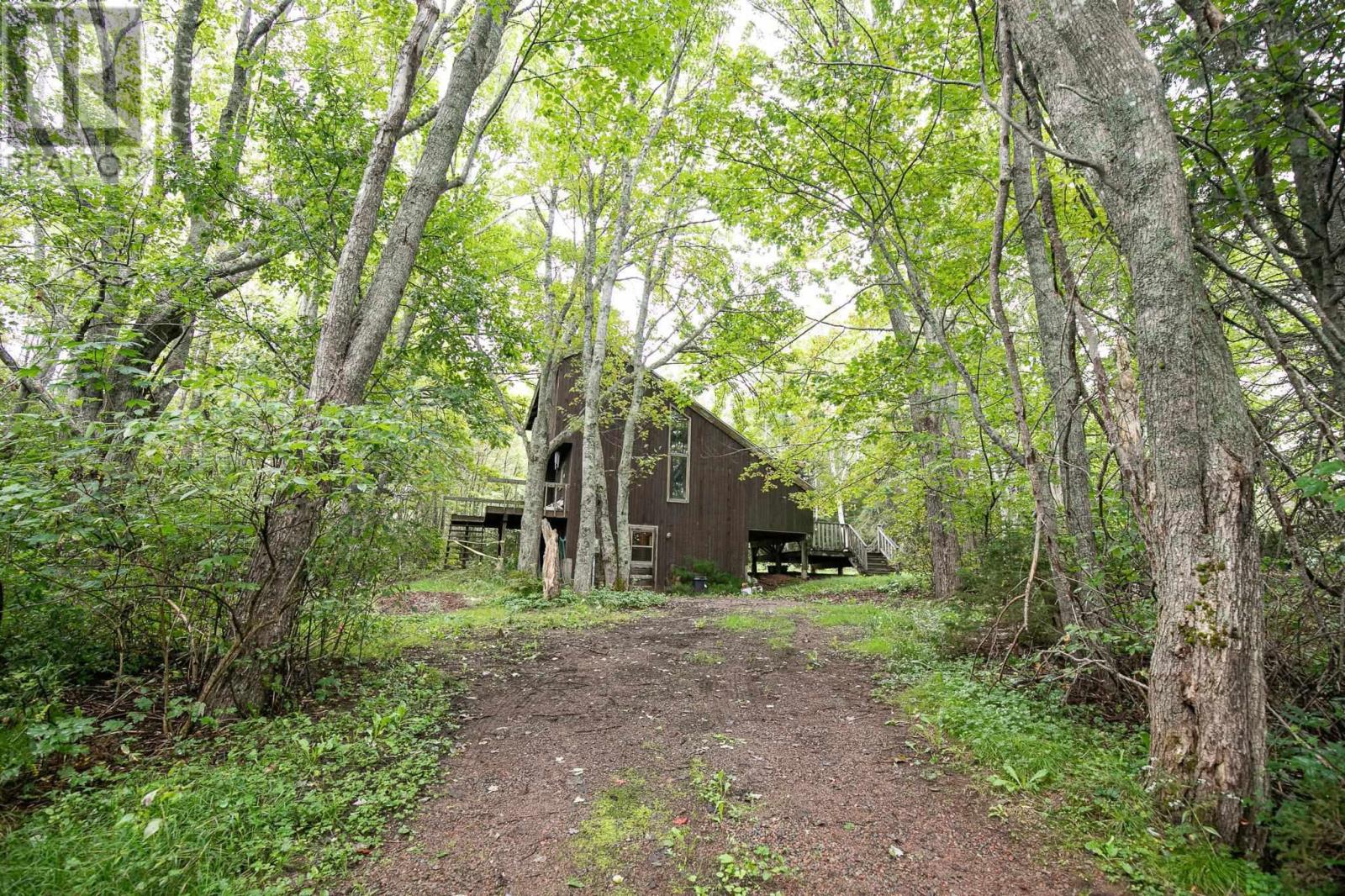 For sale 6729 Highway 366, Amherst Shore, Nova Scotia B0L1E0