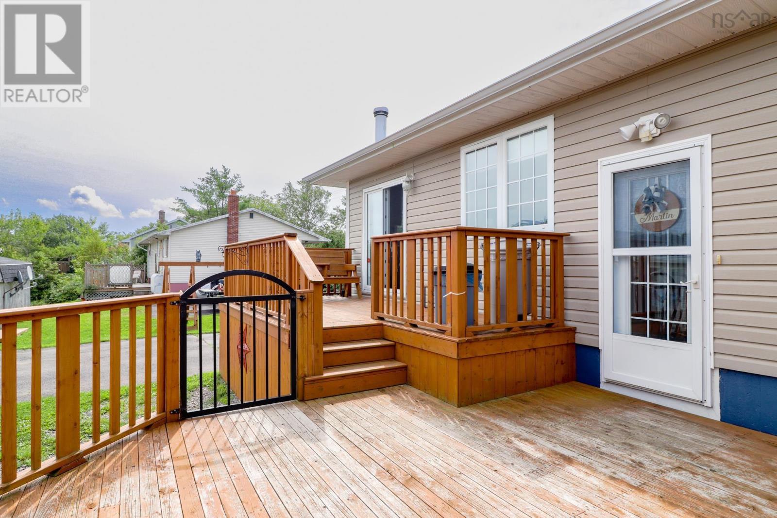 223 Lake Road Glace Bay Road, Cape Breton, Nova Scotia B2H1V6 REALTOR.ca