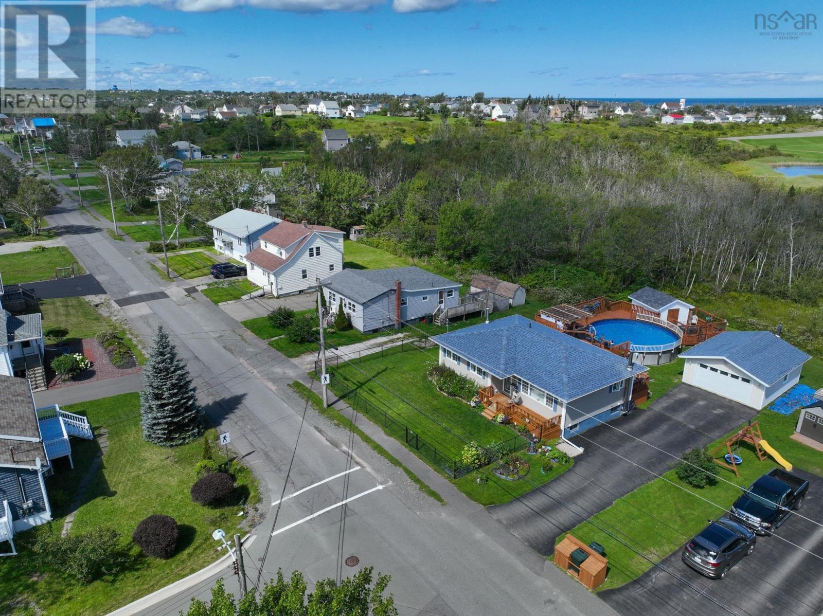 223 Lake Road Glace Bay Road, Cape Breton, Nova Scotia B2H1V6 REALTOR.ca