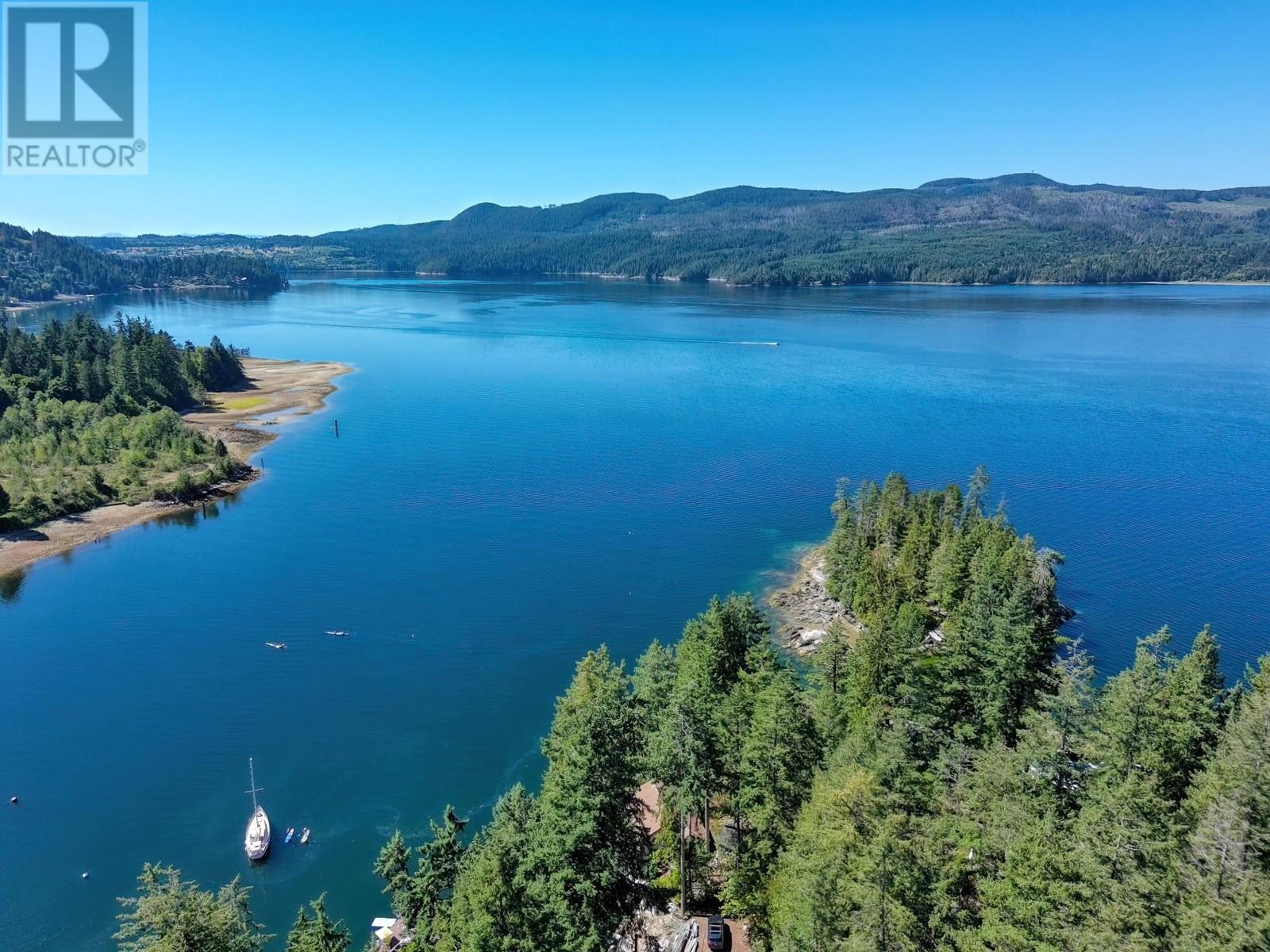 For sale Lot 19 TUWANEK PLACE, Sechelt, British Columbia V7Z0P4