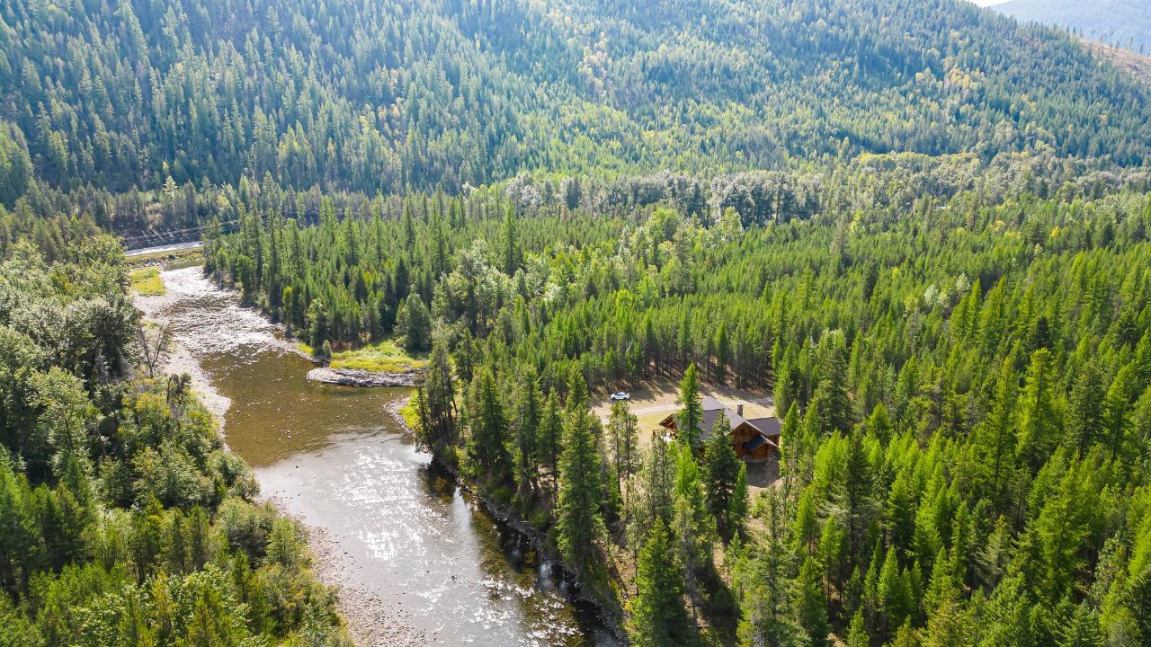 For sale 7602 HIGHWAY 95, Kingsgate, British Columbia V0B1V1 2473278