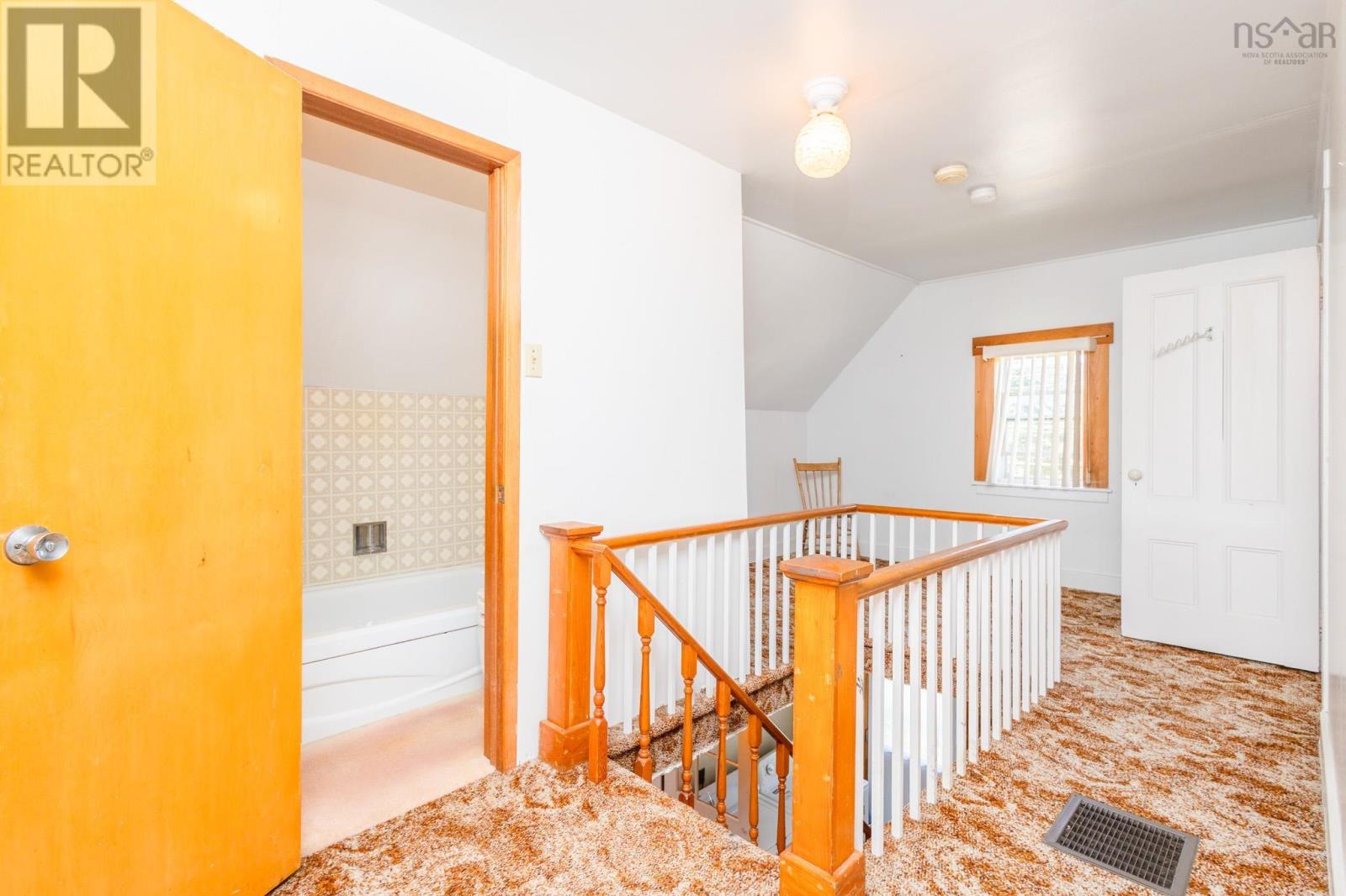 For sale 637 Highway 335, West Pubnico, Nova Scotia B0W3S0 202318646