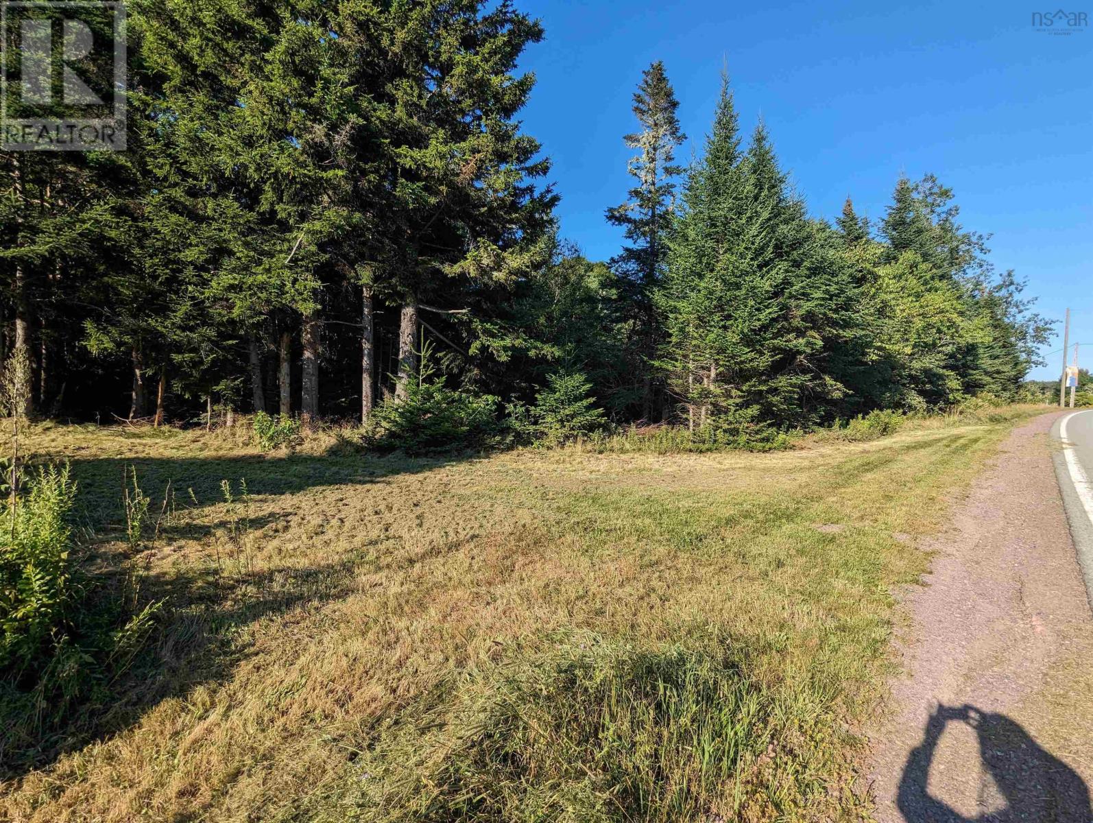 For sale 10129 Hwy209 Highway, Diligent River, Nova Scotia B0M1S0