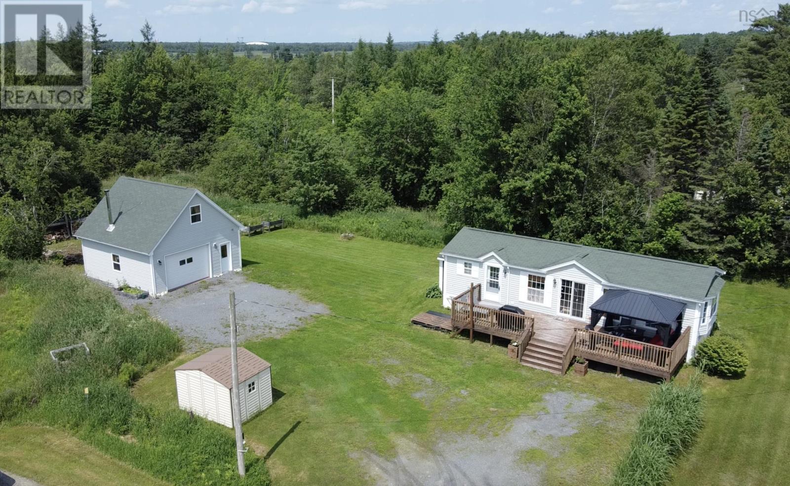 For sale 94 Old Truro Road, Elmsdale, Nova Scotia B2S1K8 202313292