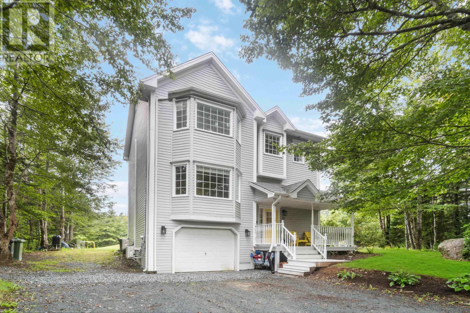 52 Lodge Avenue, Hammonds Plains, Nova Scotia B4B1W2 REALTOR.ca