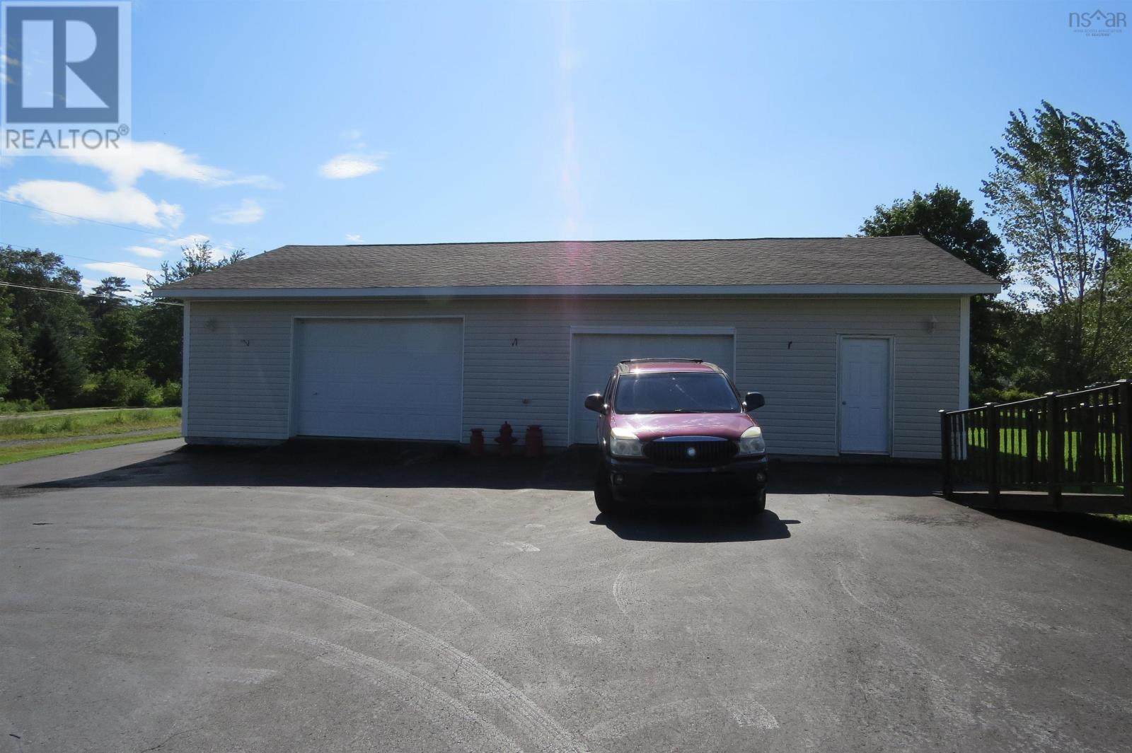 For sale 1652 Highway 331, Pleasantville, Nova Scotia B0R1G0