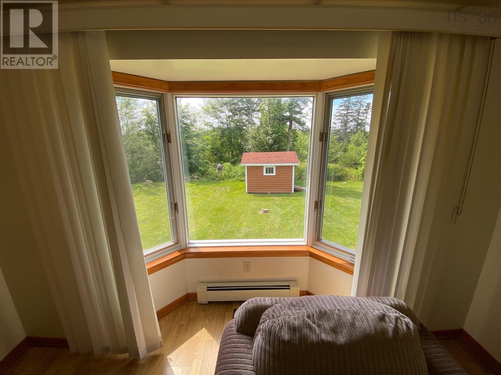 For sale 8825 1 Highway, Meteghan River, Nova Scotia B0W1M0