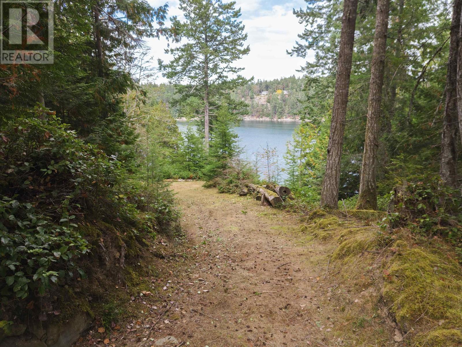 For sale 621 BELL BAY ROAD, Mayne Island, British Columbia V0N2J1