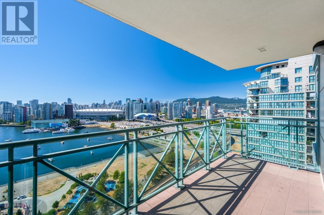 For sale 2302 1188 QUEBEC STREET, Vancouver, British Columbia V6A4B3 R2817045 REALTOR.ca