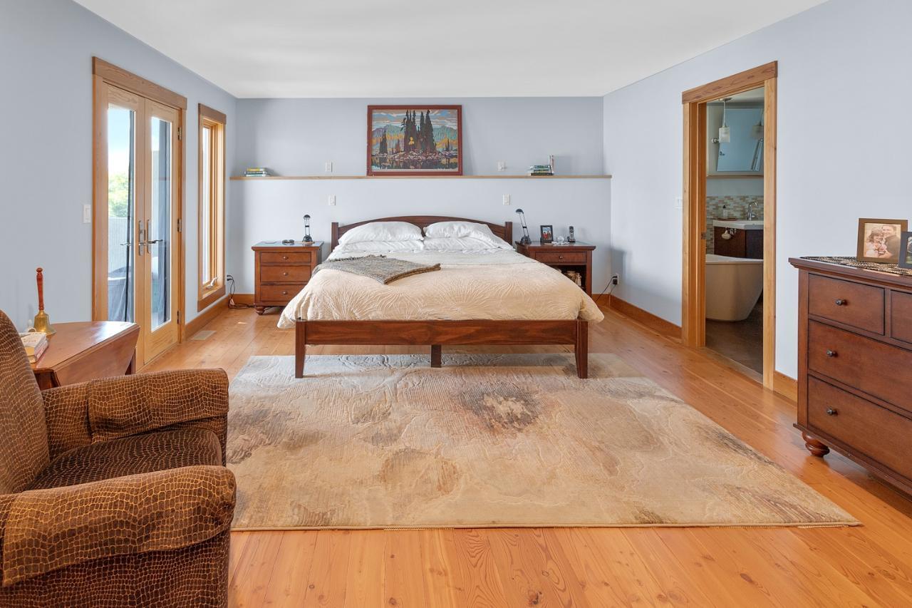 For sale 9419 HIGHWAY 3A, Kuskanook, British Columbia V0B2C0 2473359 REALTOR.ca