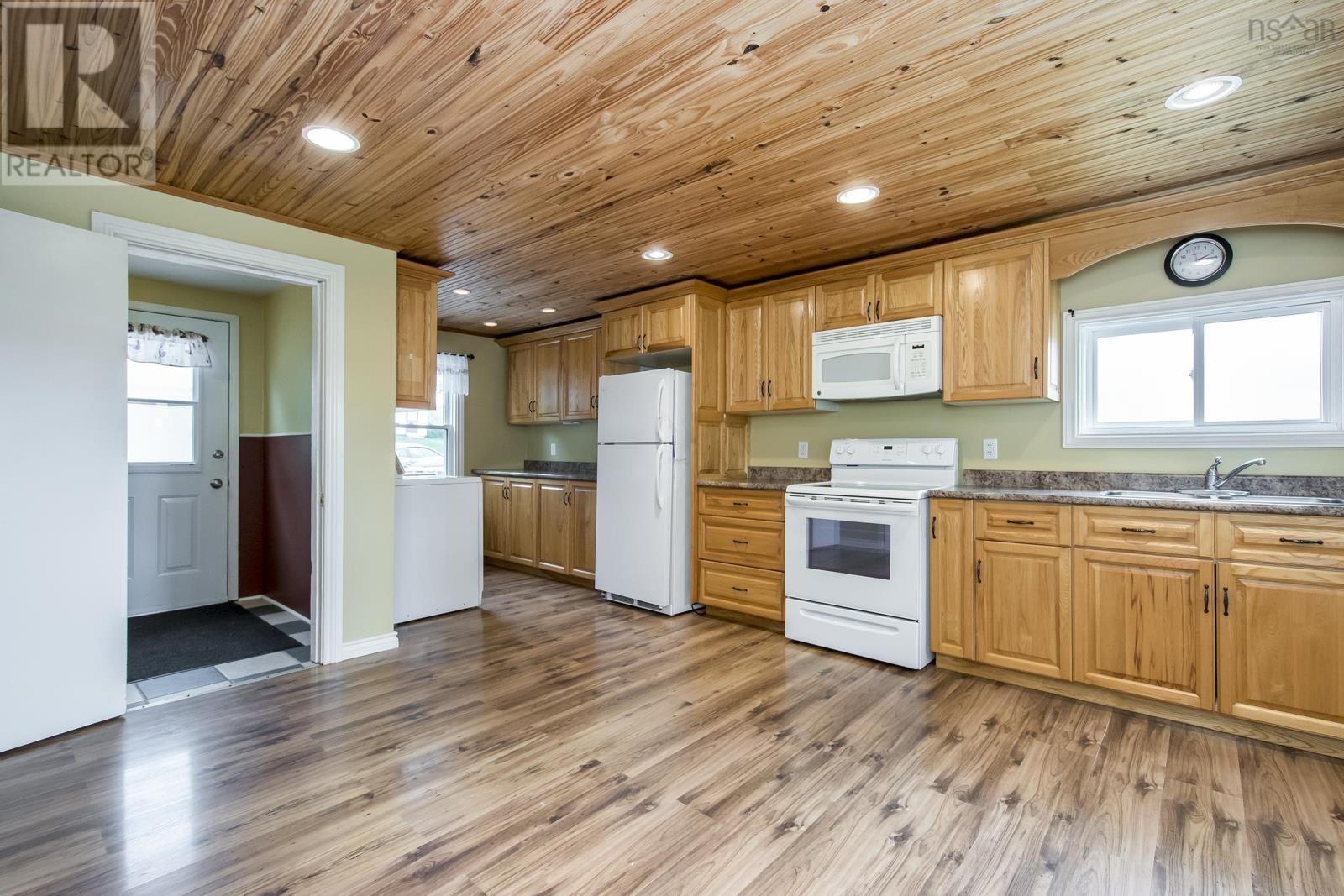 For sale 160 Back Road, Shubenacadie East, Nova Scotia B0N2H0 202314342 REALTOR.ca