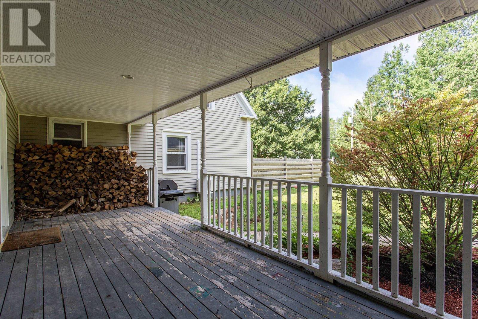 For sale 7 Tasha Drive, Wilmot, Nova Scotia B0P1W0 202316473