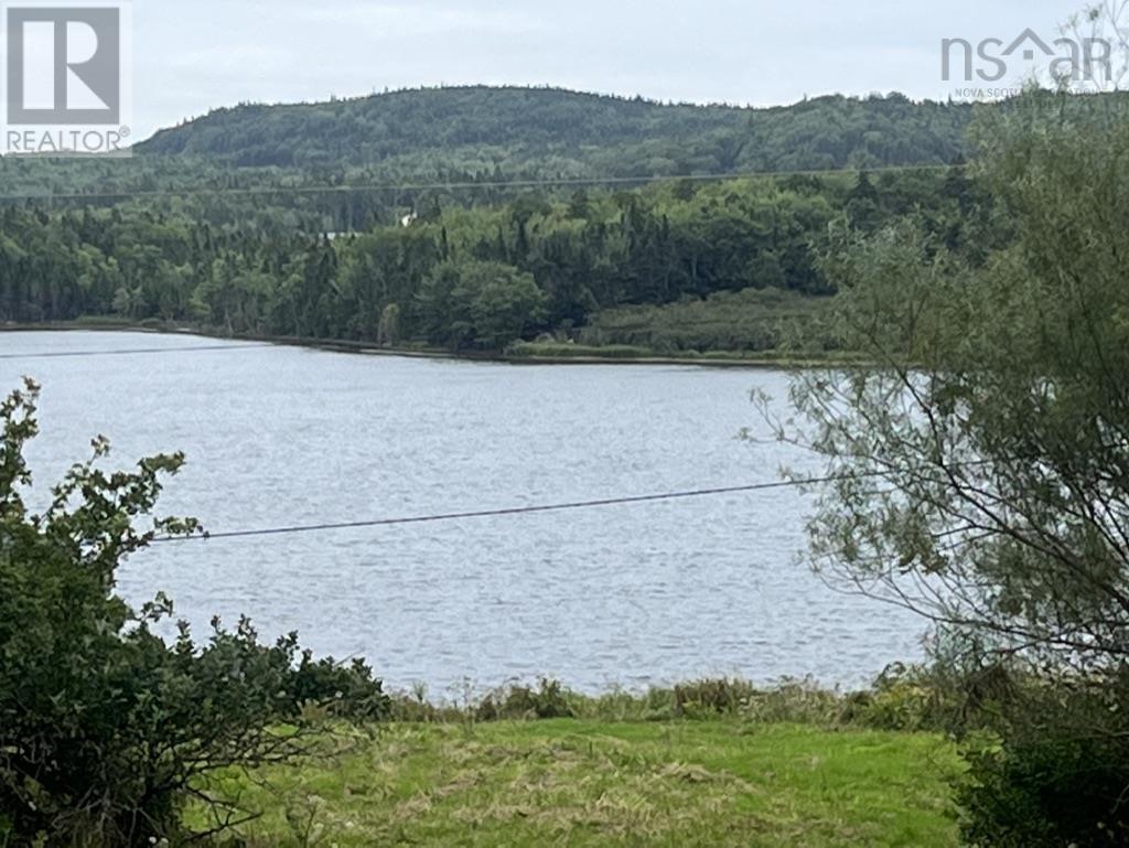 For sale 92 Landry Lane, Sampsonville, Nova Scotia B0E3B0 202318178