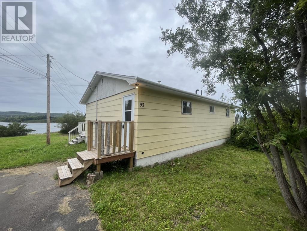 For sale 92 Landry Lane, Sampsonville, Nova Scotia B0E3B0 202318178