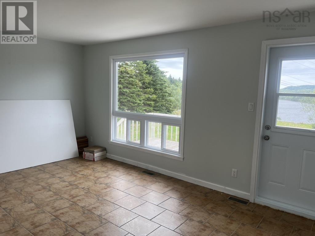 For sale 92 Landry Lane, Sampsonville, Nova Scotia B0E3B0 202318178