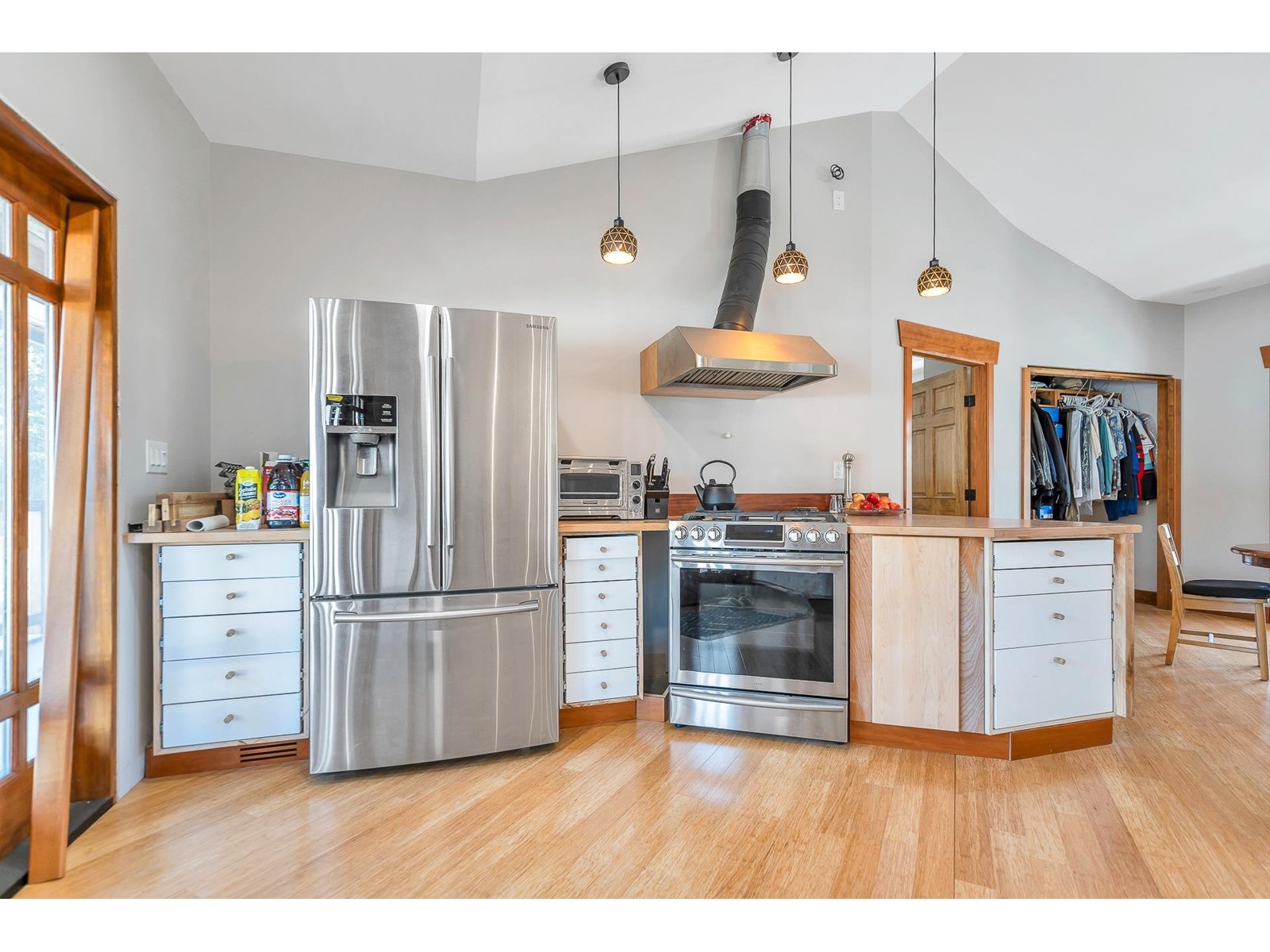 For sale 857 BRADNER ROAD, Abbotsford, British Columbia V4X1H8