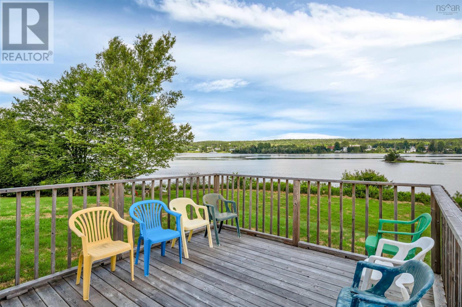 For sale 22044 Highway 7, Sheet Harbour, Nova Scotia B0J3B0