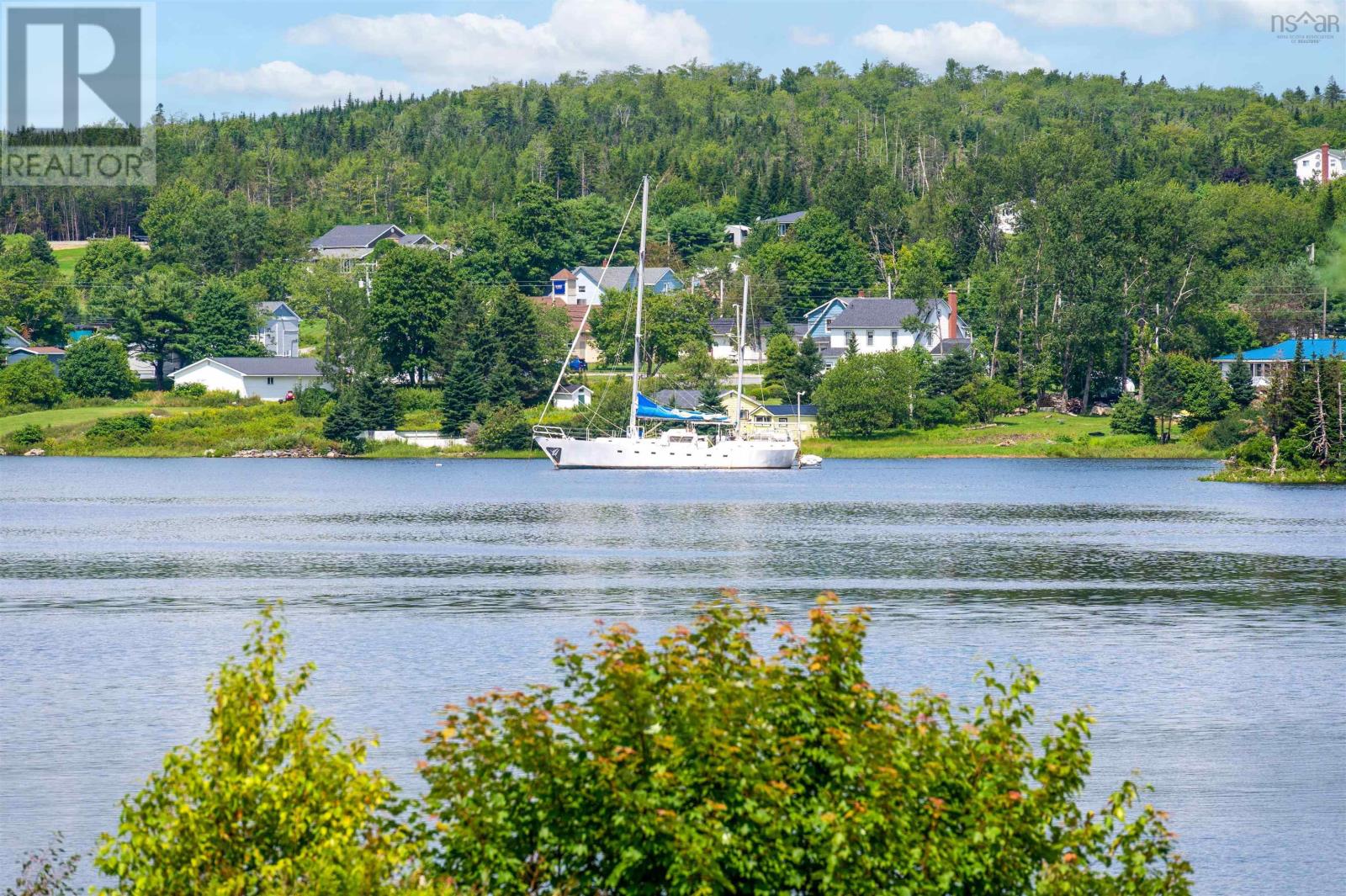 For sale 22044 Highway 7, Sheet Harbour, Nova Scotia B0J3B0