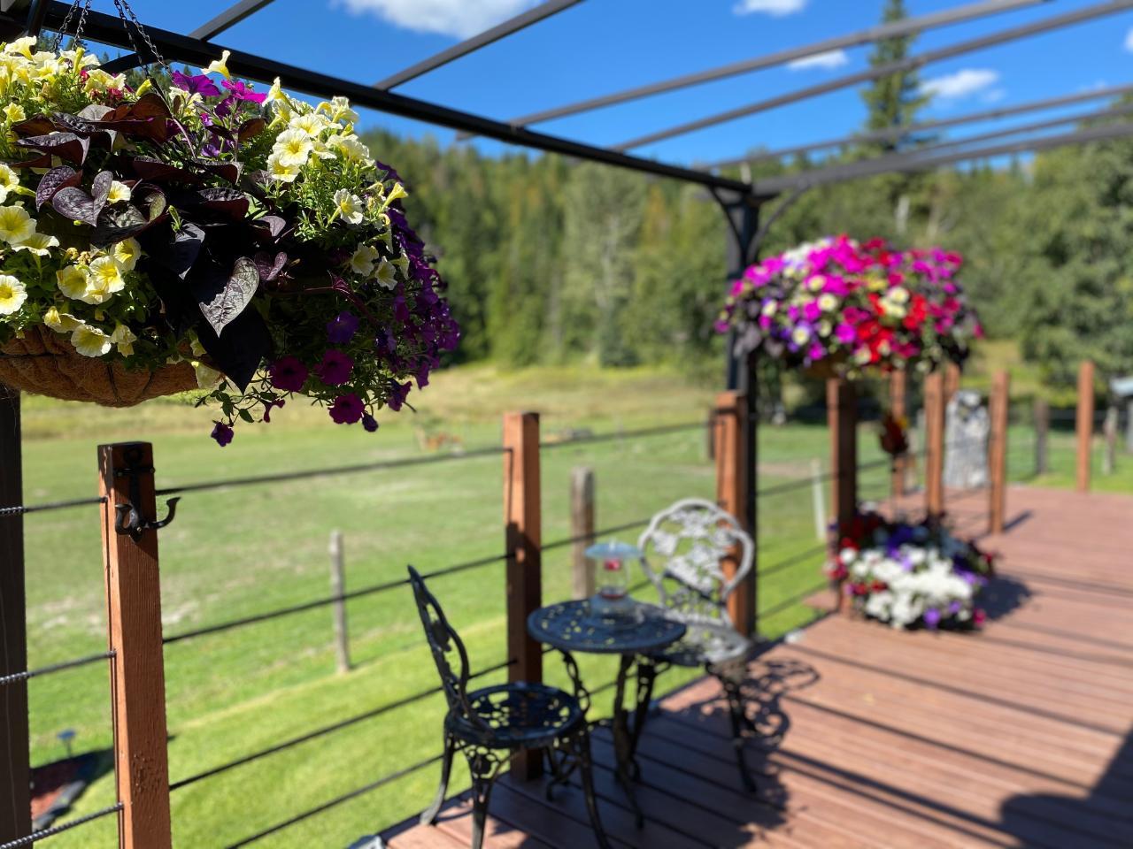 For sale 2505 BARLEY ROAD, Rossland, British Columbia V0G1Y0 2473389 REALTOR.ca