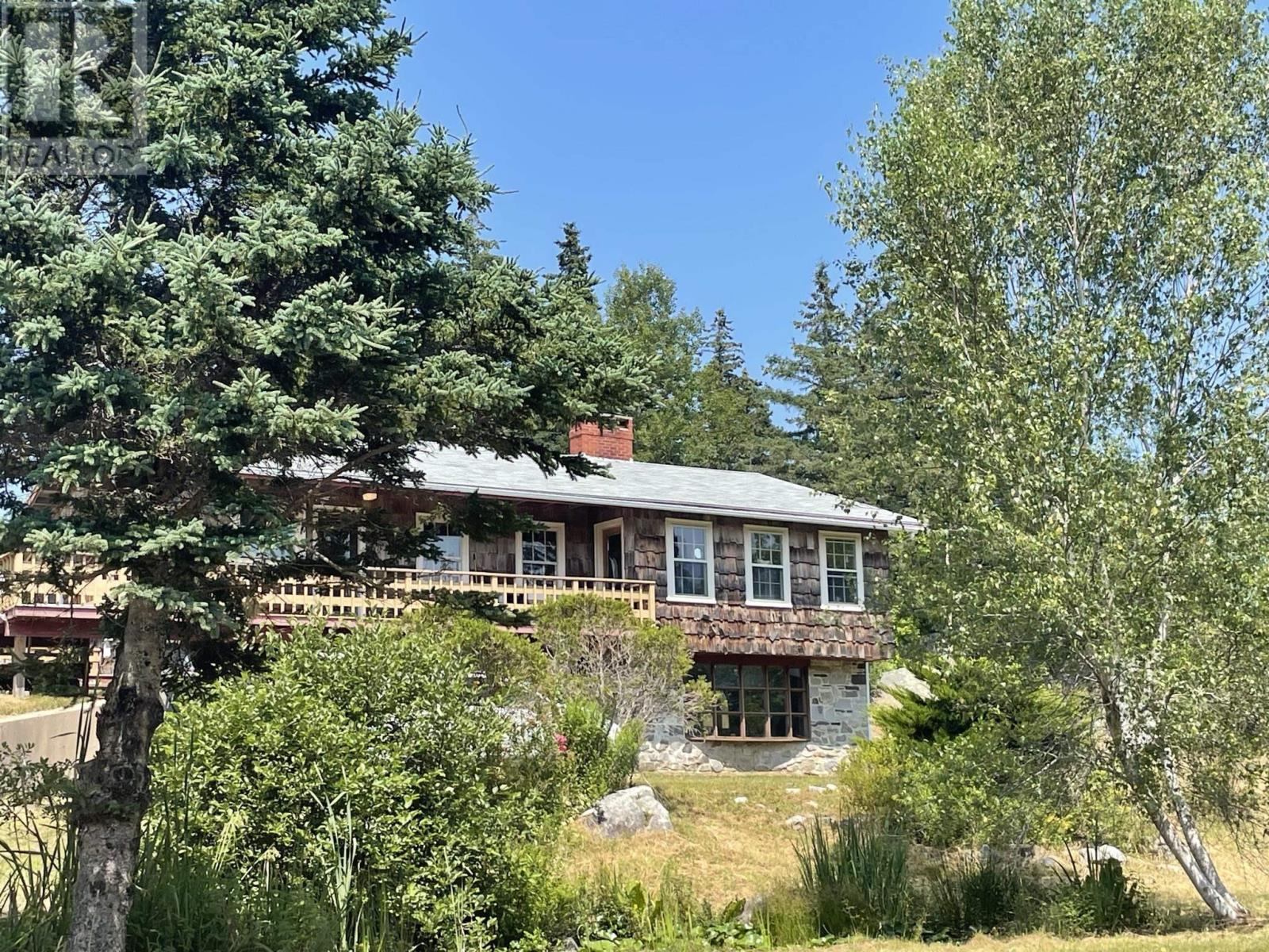 For sale 27 Wharf Lane, Hunts Point, Nova Scotia B0T1G0 202315890