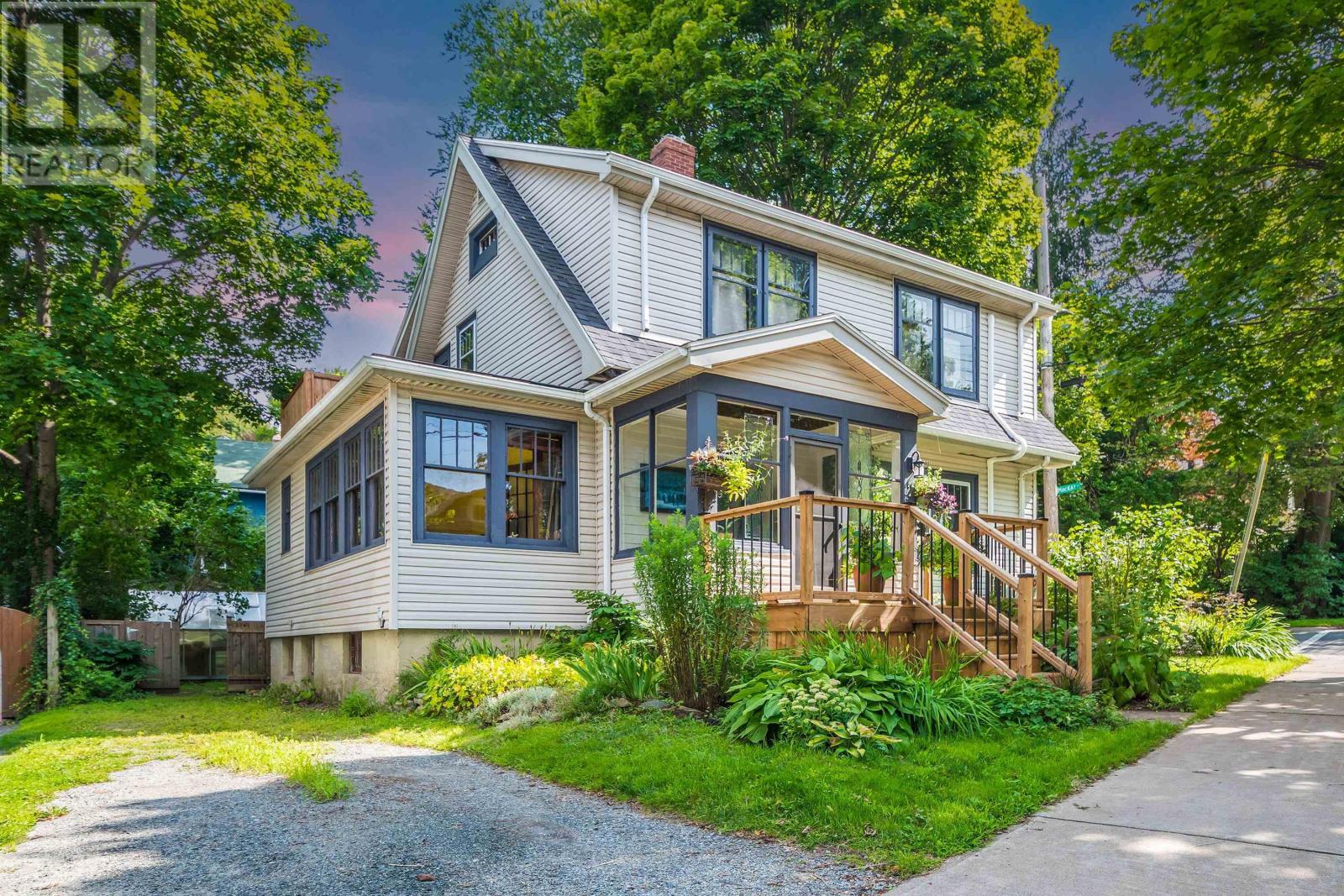 281 Portland Street, Dartmouth, Nova Scotia B2Y1K2 REALTOR.ca