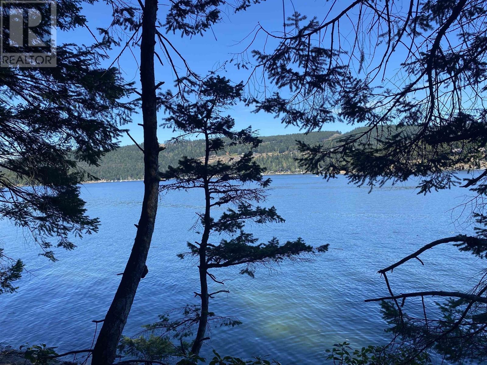 For sale 582 RIDGE ROAD, Galiano Island, British Columbia V0N1P0