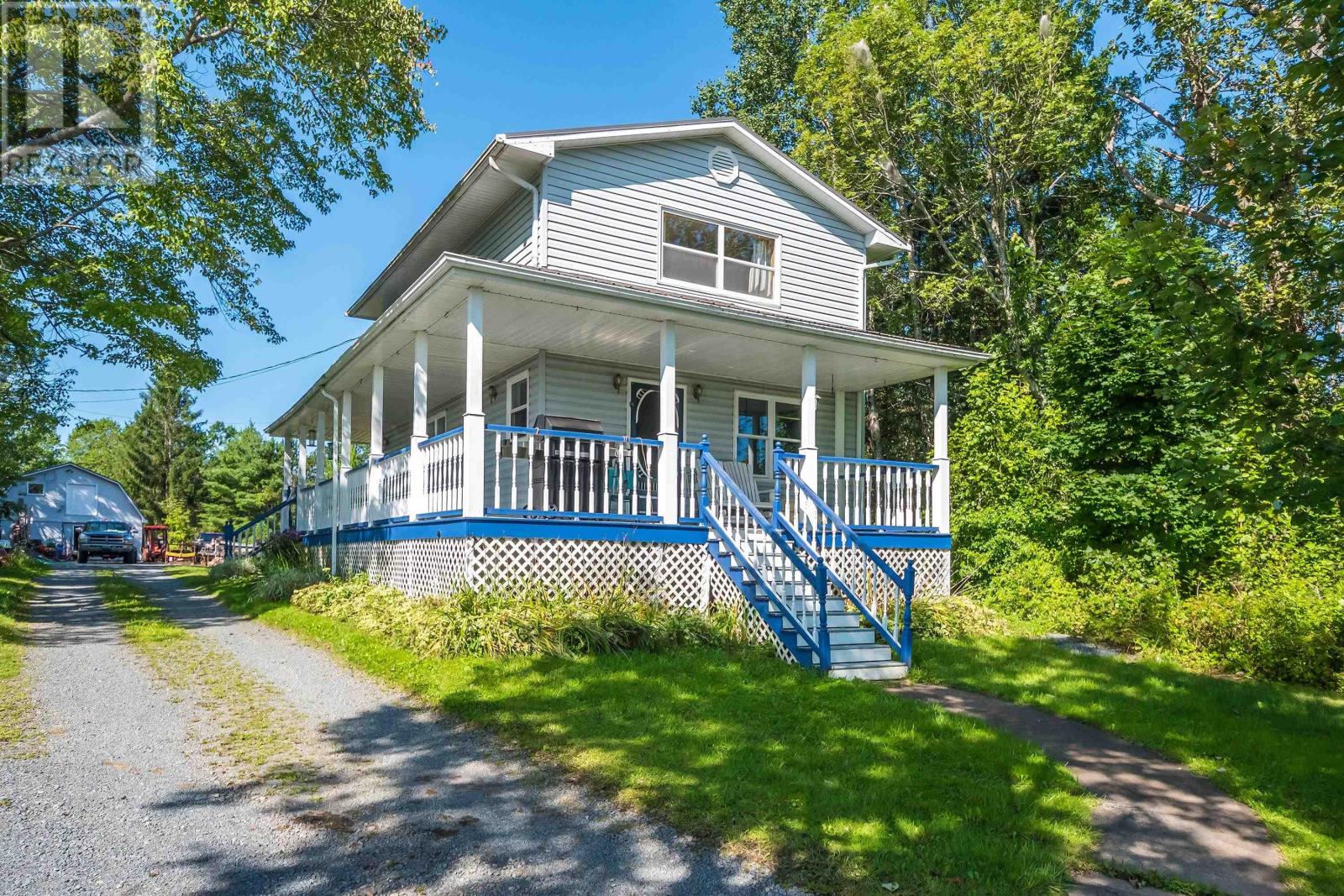 For sale 118 Highway 2, Enfield, Nova Scotia B2T1C8 202318508