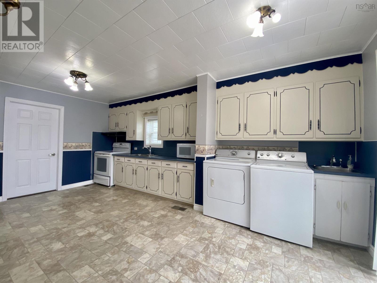 For sale 132 Grandique Ferry Road, Louisdale, Nova Scotia B0E1V0