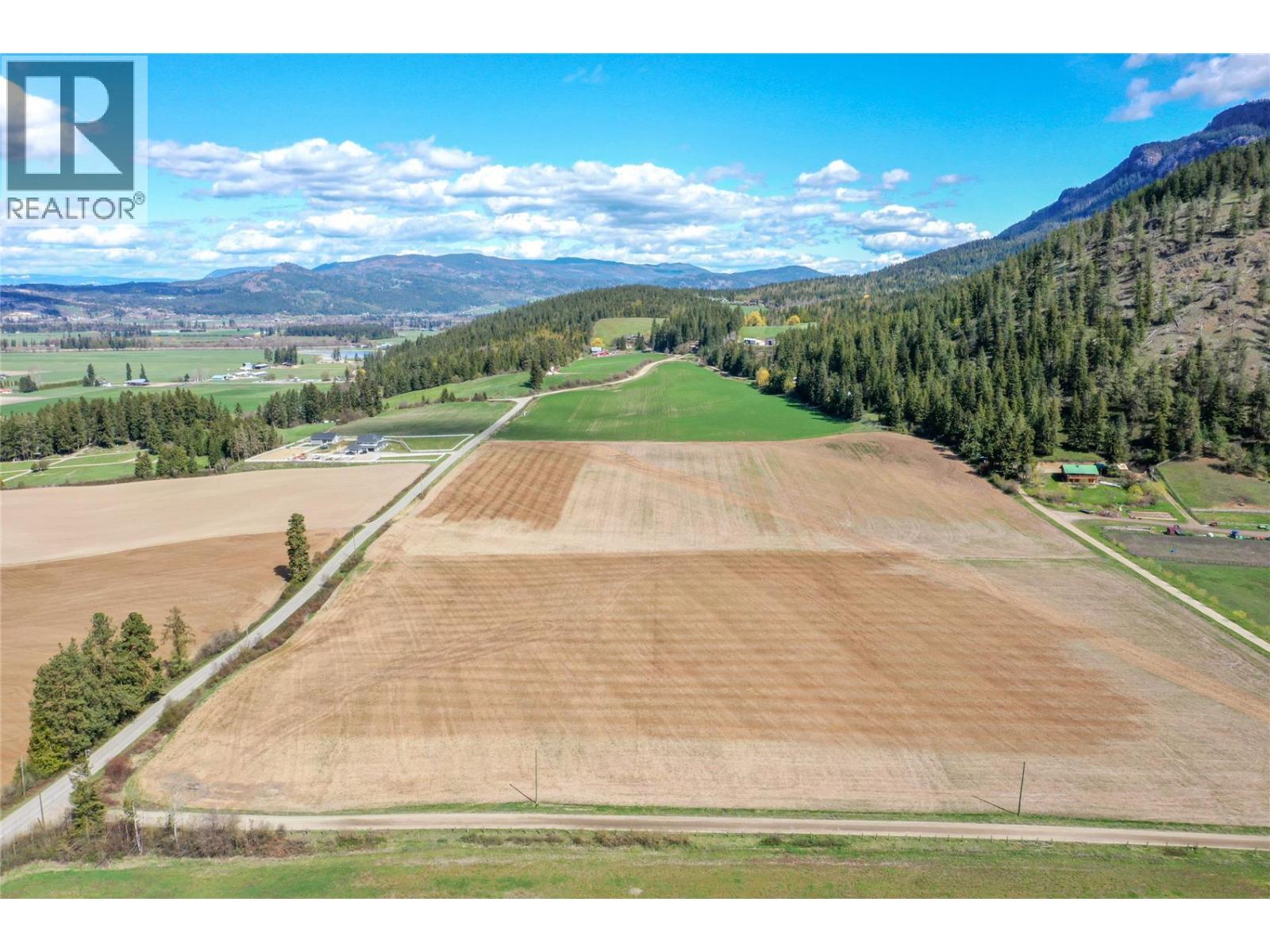 For sale 118 EnderbyGrindrod Road, Enderby, British Columbia V0E1V0